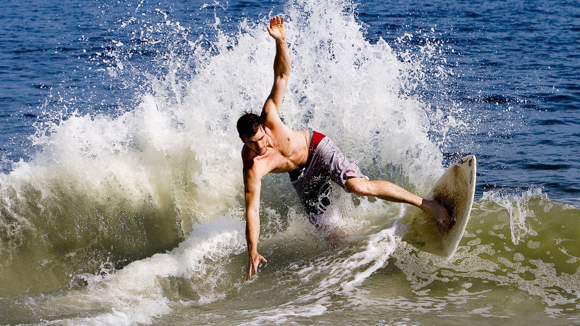 梅西完成自我救赎,智利提前终结悬念瑞典